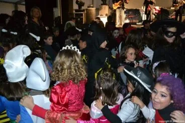 Los más pequeños lo pasaron en grande con la actuación de Pàmpol Teatre