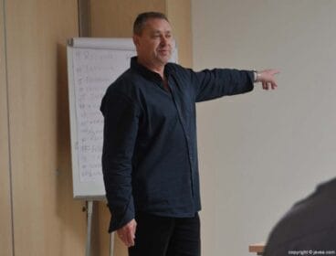 Mario Schumacher en la masterclass a los alumnos del curso de Fomento de Empleo en Hostelería y Turismo