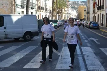 Participantes durante la cursa de la Dona de Jávea