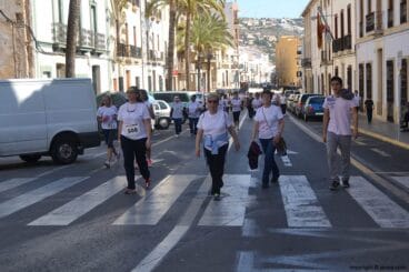 Participantes durante la cursa de la Dona de Xàbia