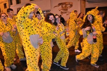 Quintos durante el desfile de carnaval