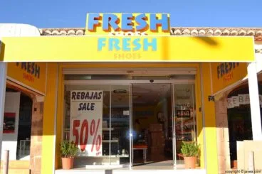 Zapatería Fresh en la Playa del Arenal de Jávea