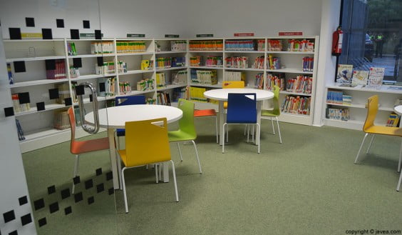 Zona infantil de la Biblioteca de Aduanas en la que se celebrará el cuentacuentos el Soldadito de Plomo para conmemorar el Día Internacional del Libro Infantil