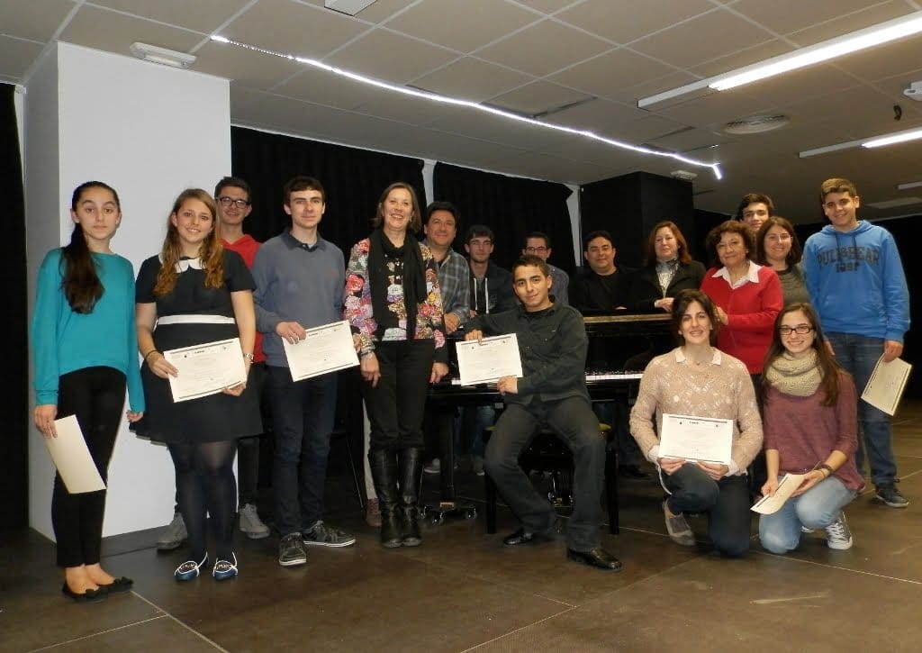 Empar Bolufer entregó los diplomas a los alumnos del curso de piano del conservatorio de Jávea y Altea