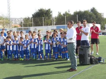José Chulvi dando la bienvenida