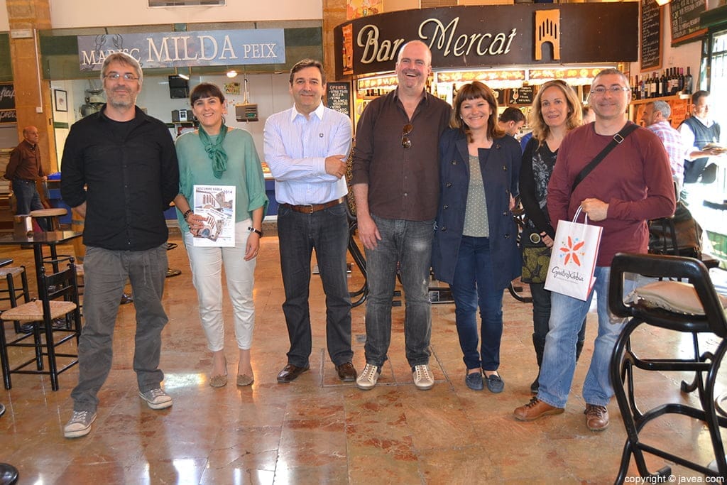 Santi Inocencio, Carol Cholbi, Antonio Miragall, Tere Bou y miembros de Marfull