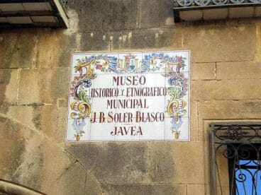 AMUX realiza una conferencia para conocer los origenes de la toponimia de Jávea