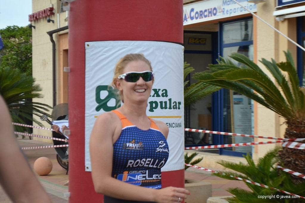 Cristina Roselló entrando en meta