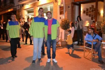 David Cordero y Rafa Marí en la ofrenda en honor a Jesús Nazareno en Jávea