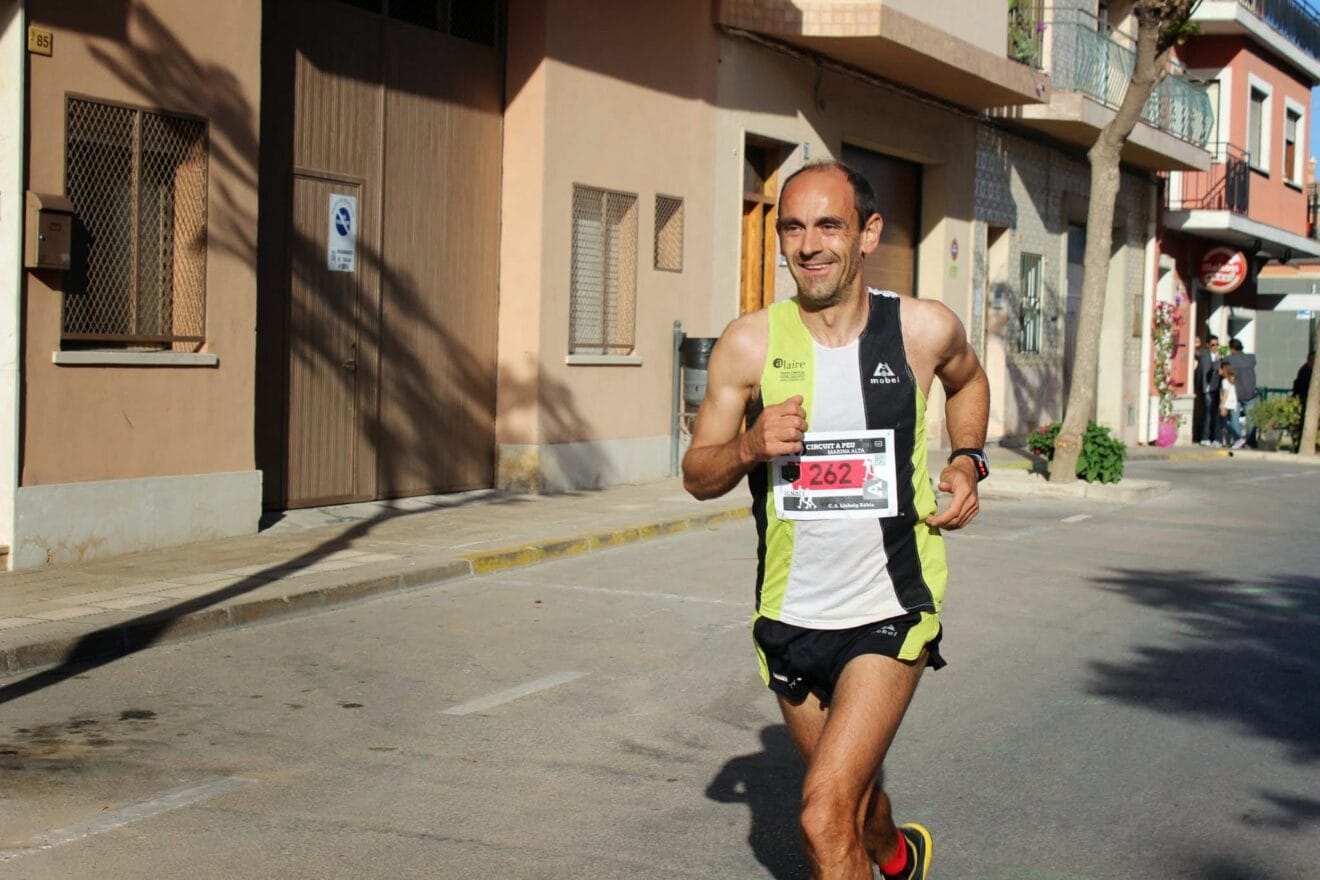 Ignacio Cardona en la calles de Teulada
