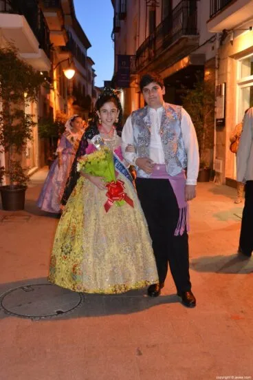 Laura Buigues Castilla y Vicente Ahuir Buigues presidentes de la Comisión Juvenil de Fogueres de Sant Joan 2013