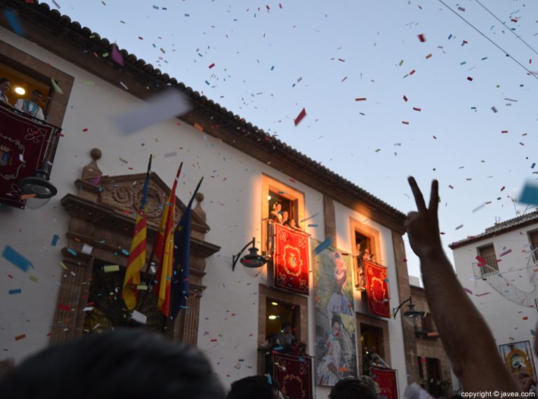 Ayuntamiento de Jávea el día del Pregón de las fiestas de San Juan