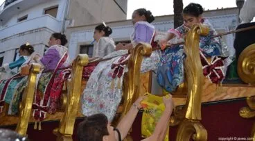 Carroza de la comisión juvenil de Jávea