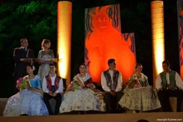 Grupo de quintos 2014 durante el acto de la proclamación – copia