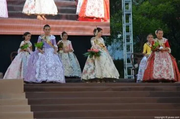 Los cargos infantiles de Fogueres 2013 dan paso a los cargos infantiles de 2014