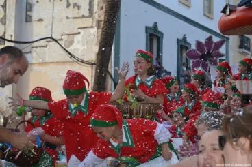 Los colegios de Jávea participaron en las carrozas de Jávea