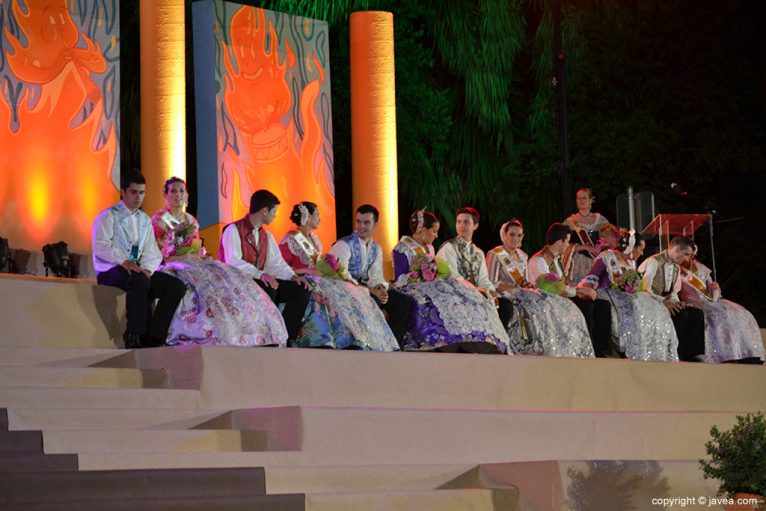 Miembros de la quintà 2014 durante el acto de proclamación