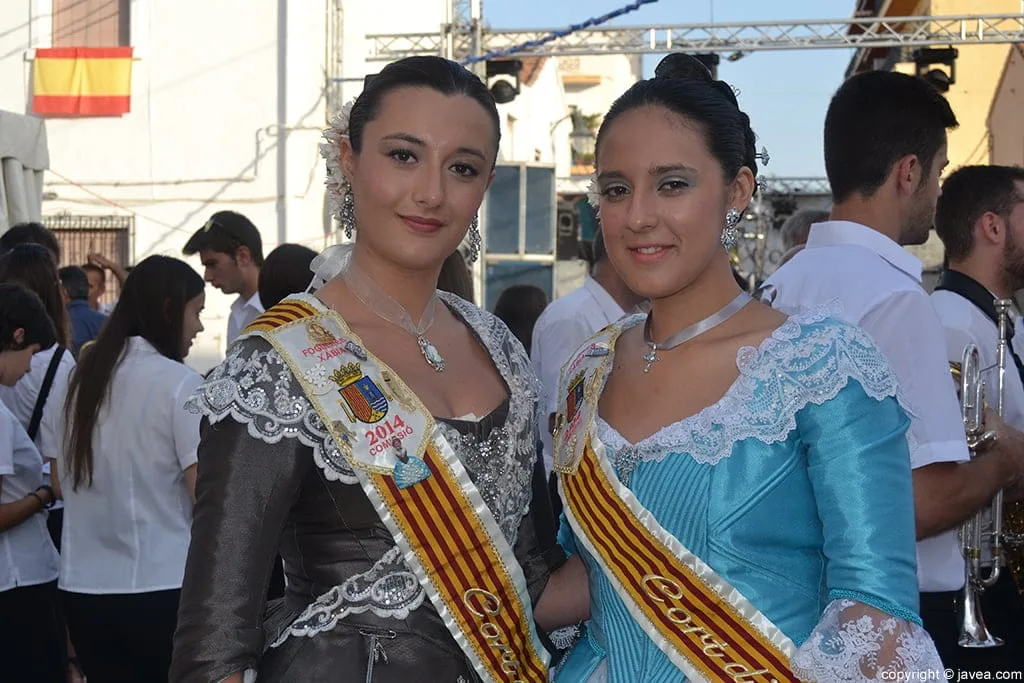 Quintas durante el pasacalle de los sectores