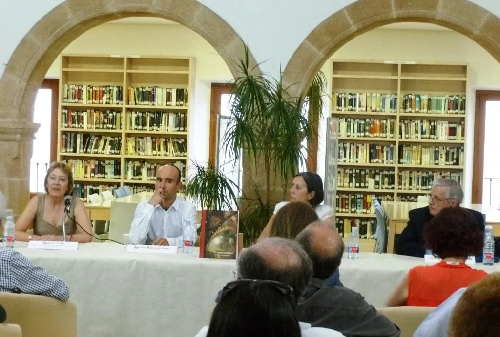 Se presentó en la Biblioteca de Jávea el libro sobre Vicente Escrivá