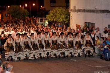 Escuadra femenina de la Filà Contrabandistes de Xàbia