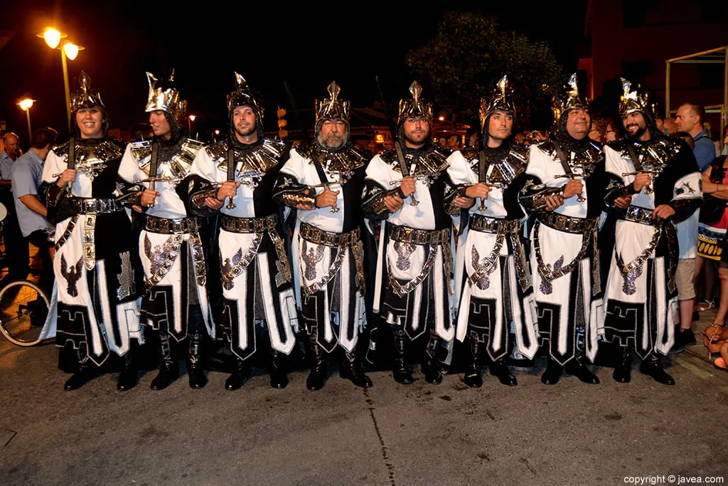 Filà Ballesters de Xàbia en el desfile