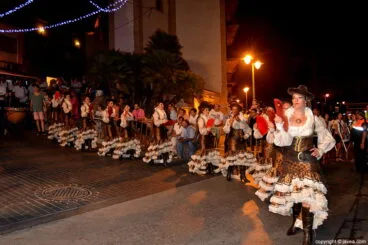 Filà Contrabandistes de Xàbia durante el desfile