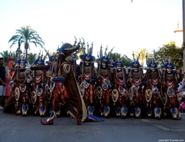 La Filà Schaitans de Xàbia en el desfile de gala