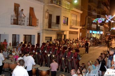 La Filà capitana contrabandistes cerrando el desfile de gala
