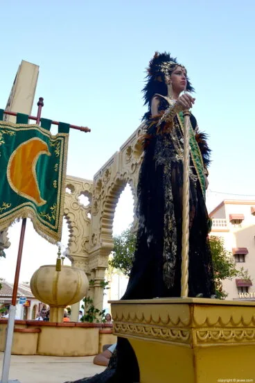 Pilar Sig Raya, abanderada mora 2014