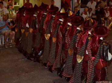 Traje de gala de la Filà Capitana Contrabandistes