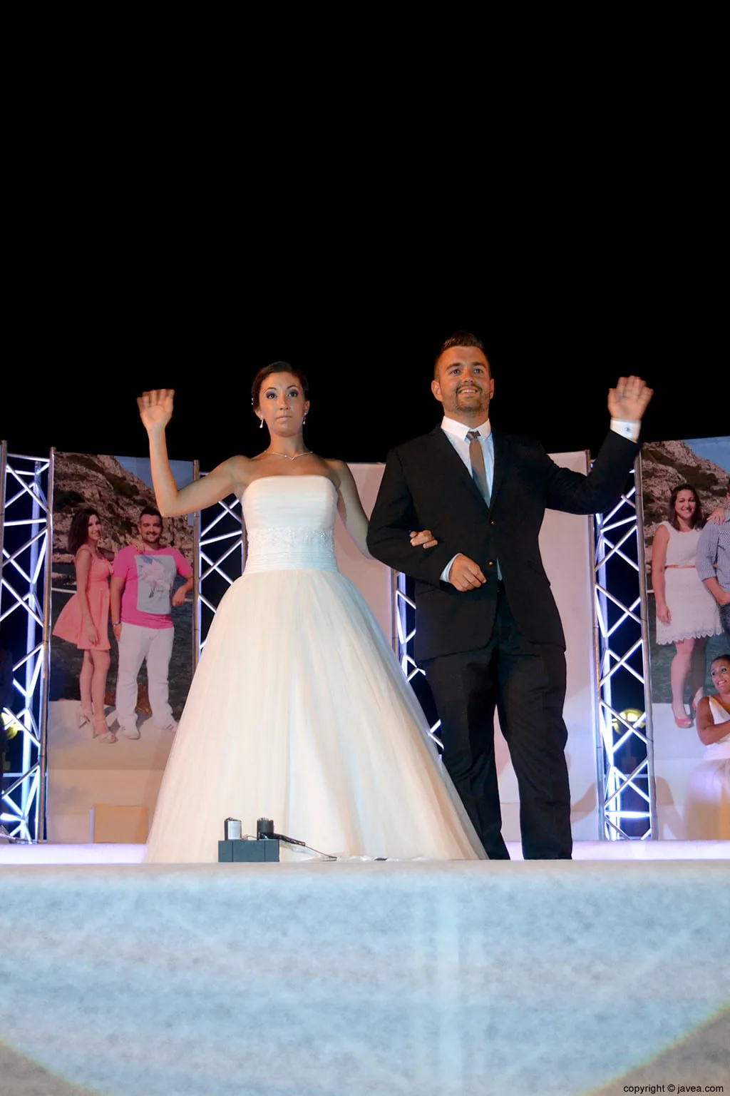 Presentación de los mayorales Laura Femenía Pastor y Antonio Mayans Ferrer