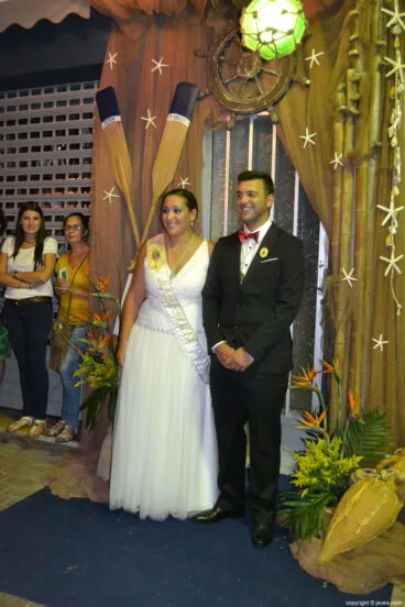 MªÁngeles Caballero Mata y Joan Cardona Roselló en la noche de la ronda de la tuna de Xàbia