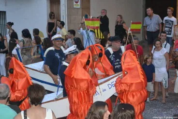 Penya La Bufa de Xàbia en la  cabalgata de carrozas