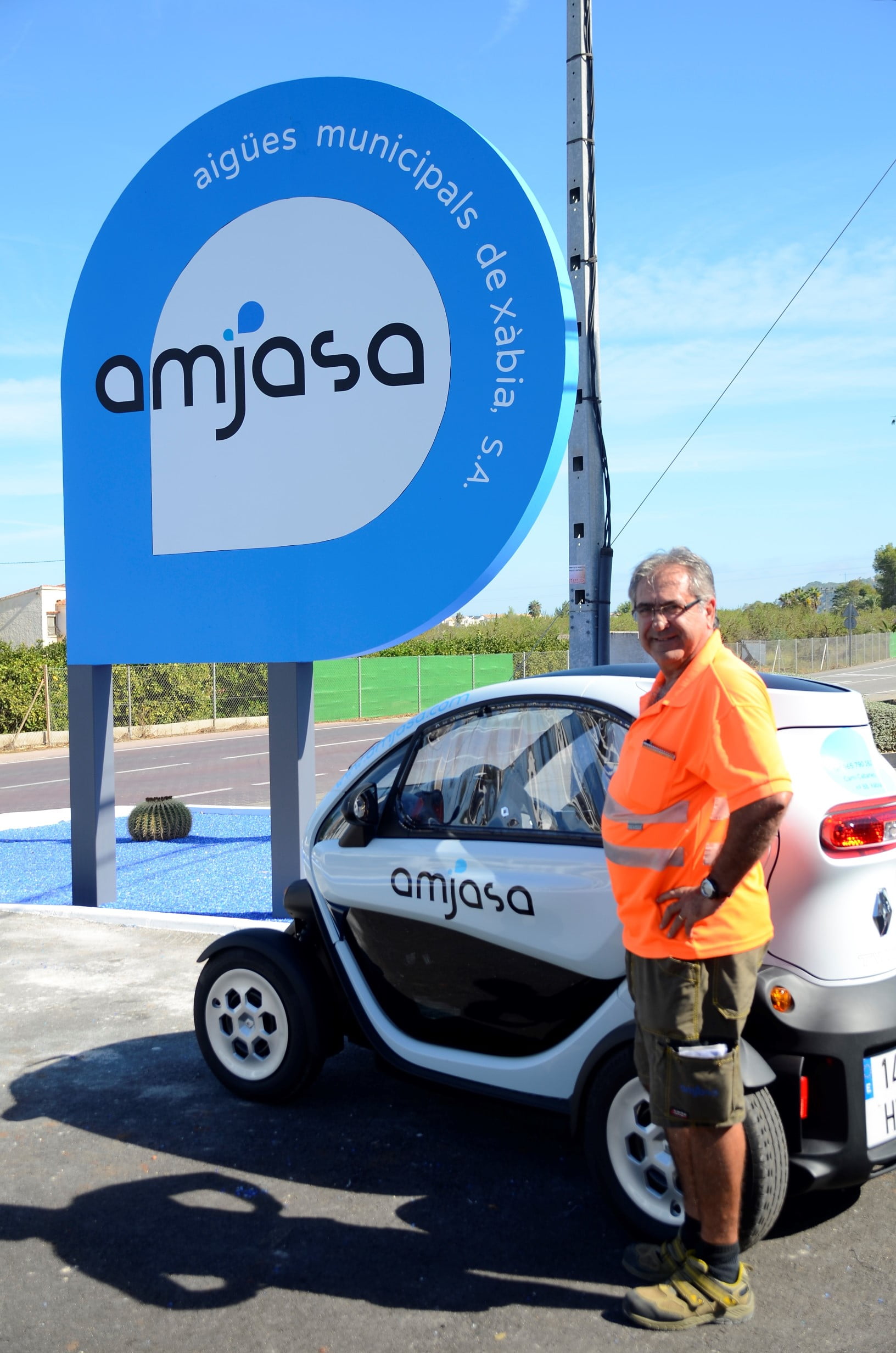 El primer coche eléctrico de Amjasa