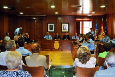 El salón de plenos se llenó de gente