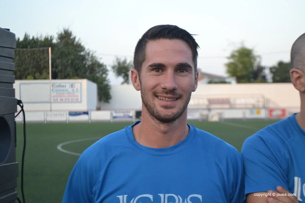Dino se pierde el partido por sanción