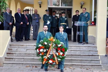 Ofrenda floral a los caídos