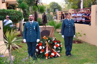 Ofrenda floral a los caídos