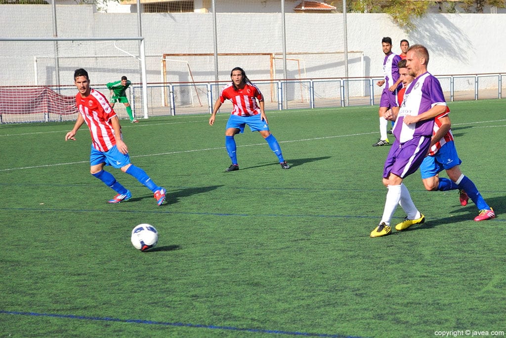 La defensa rojiblanca estuvo muy seria