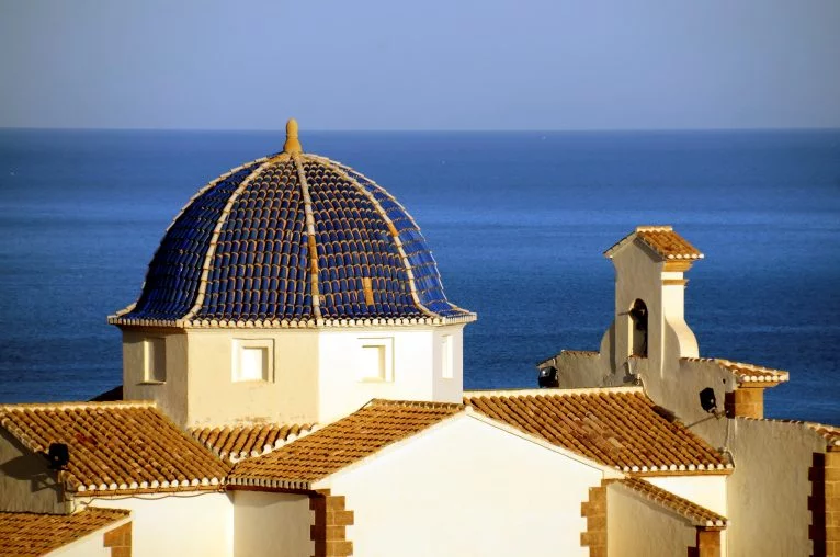 La cúpula de la ermita supone uno de los rasgos más distintivos del monumento arquitectónico