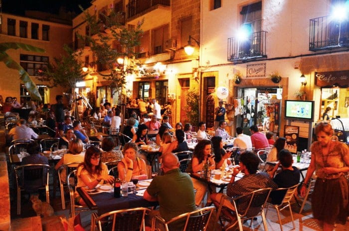 Foto de Archivo Shopping Night de Julio