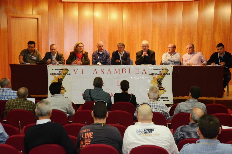 VI Asamblea de la Confederación de Autónomos del Taxi de la Comunidad Valenciana 1