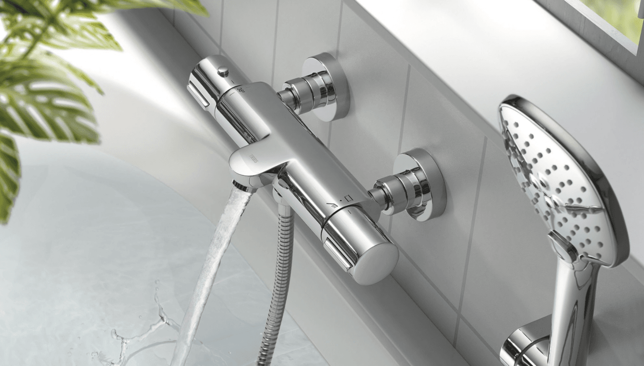 Equipamiento integral de baño con materiales de calidad