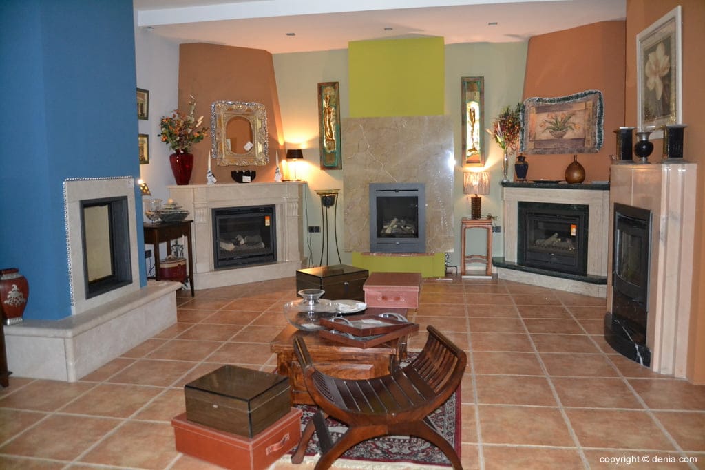 Gran variedad de chimeneas