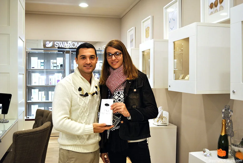 Miriam recogió su premio de manos de Infinity