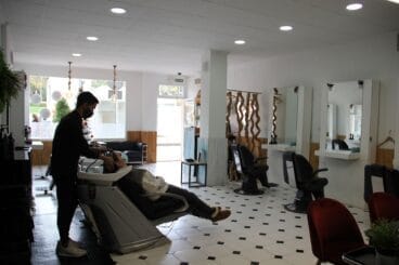 Peluquería moderna y fresca en Jávea – Charlie & O