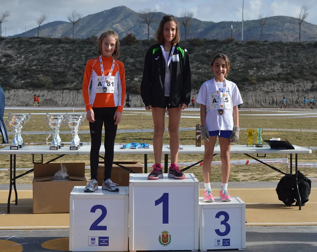 Carme Espinós campeona provincial de cross