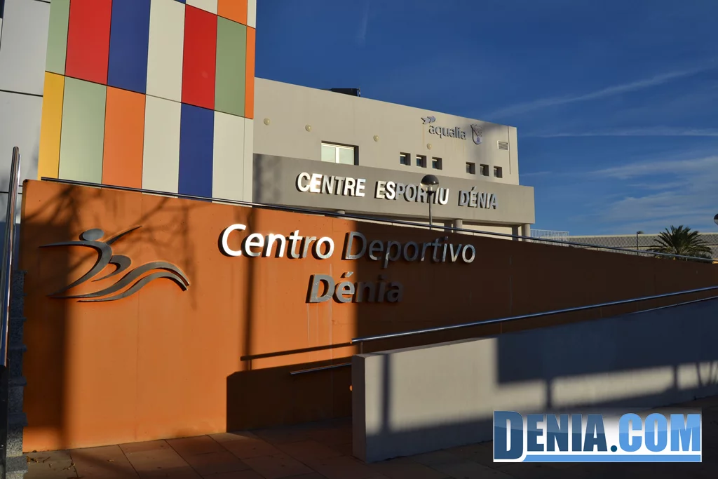Entrada Centro Deportivo Dénia