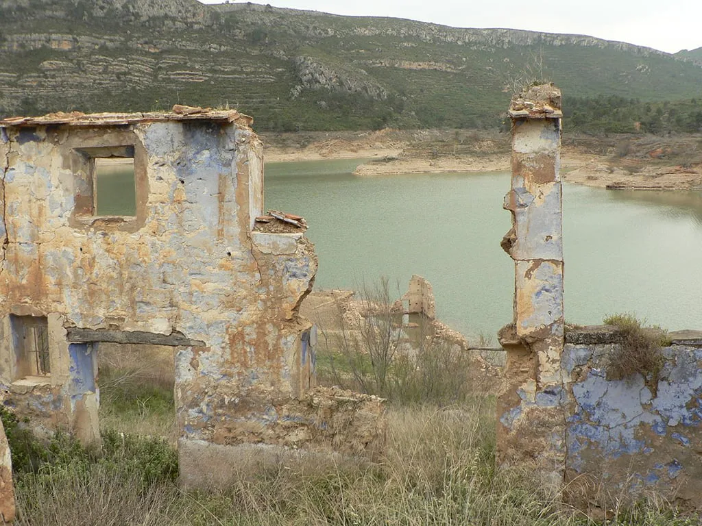 Loriguilla en ruinas