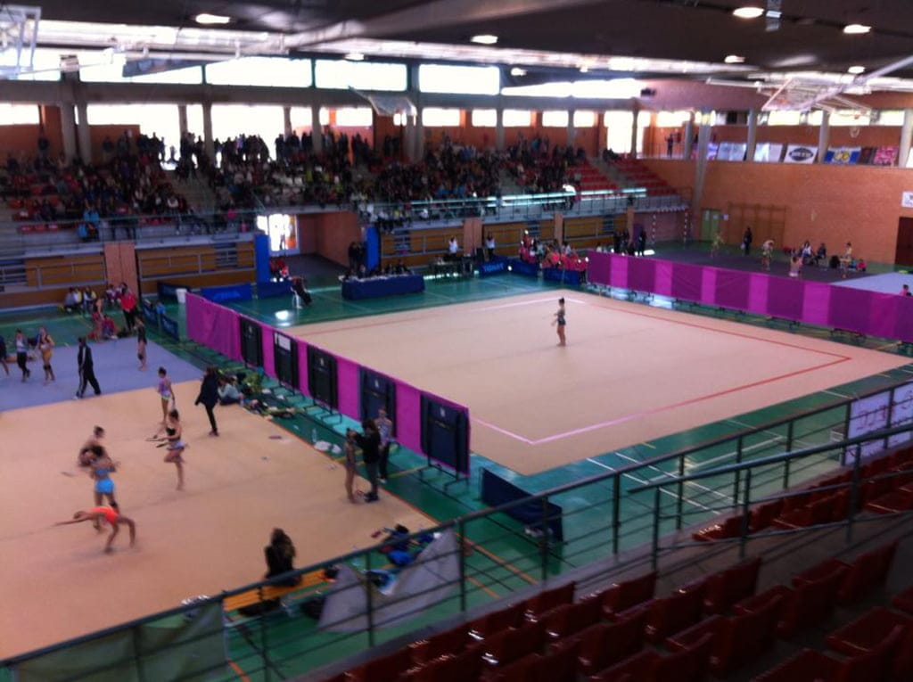 Pabellón Miguel Buigues durante la competición de gimnasia.